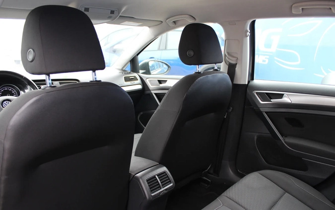 Volkswagen Golf cena 53900 przebieg: 112000, rok produkcji 2019 z Czersk małe 407